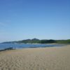 関西の海水浴場「琴引浜」は砂浜も海水も美しく無料温泉もありおすすめ♪